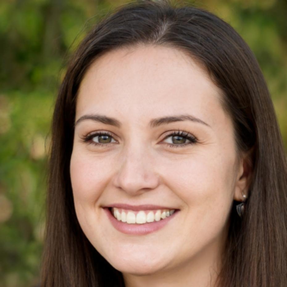 Directora ejecutiva de myolenthirex especializándose en liderazgo financiero